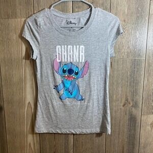 DISNEY stitch ohana t-Shirt size medium